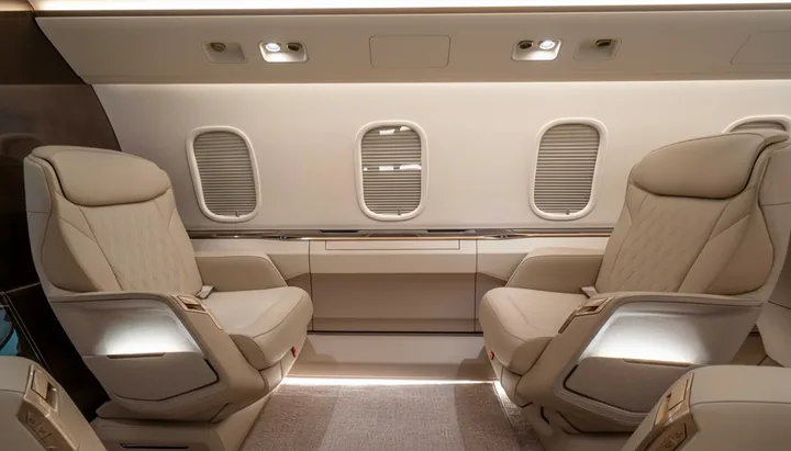 Challenger 3500 cabin reference view 2