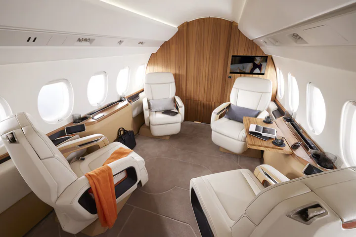 Falcon 6X cabin reference view 2