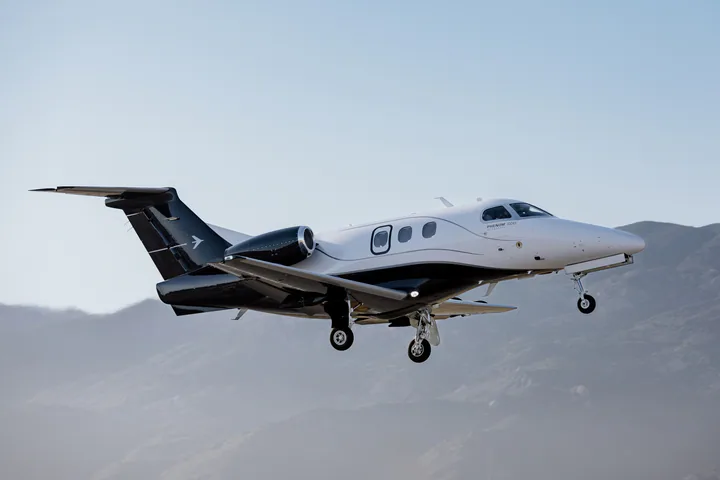 Embraer Phenom 100EV