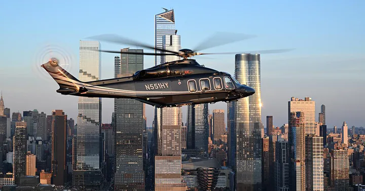 Leonardo AW139